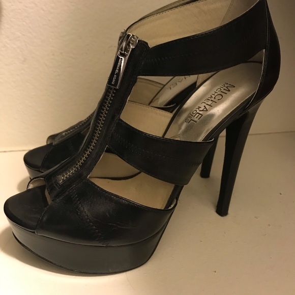 Michael Kors heels - Picture 1 of 4